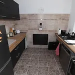 Apartment Four Flowers Siófok