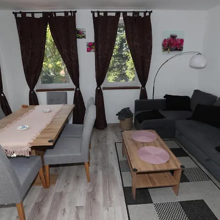 Apartment Four Flowers Siofok