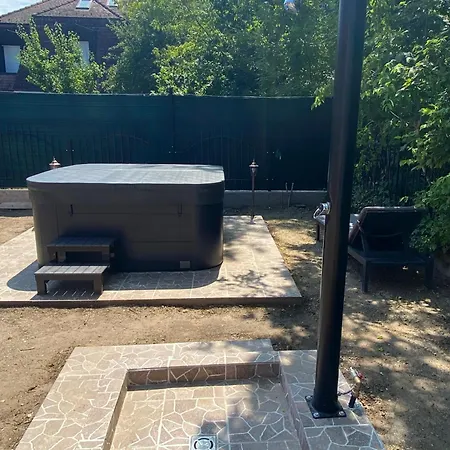 Four Flowers Appartamento *