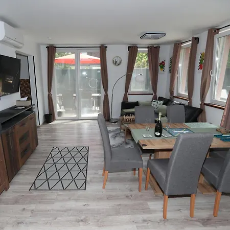 Four Flowers Siófok