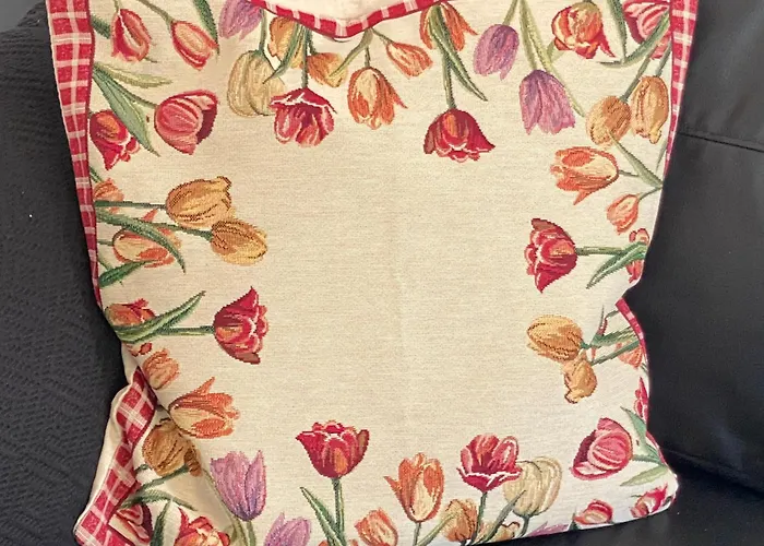 Four Flowers 아파트